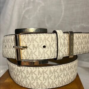 NWT Michael Kors monogram printed belt